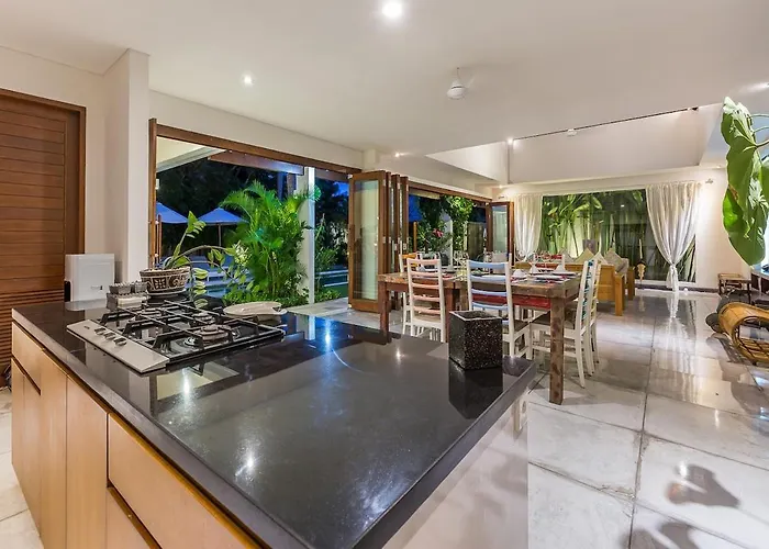 3br With Ac Living & 12m Pool * Seminyak