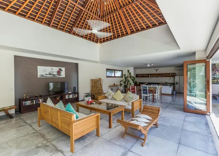 3br With Ac Living & 12m Pool * Seminyak