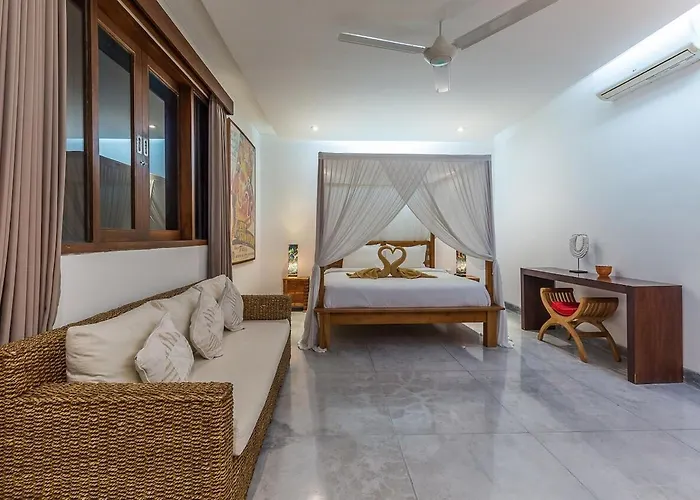 3br With Ac Living & 12m Pool Villa